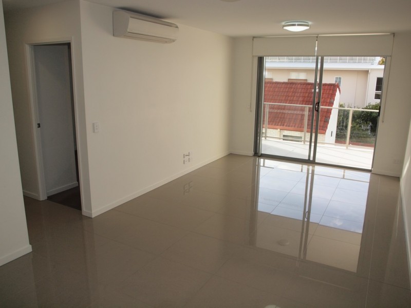 22 Lather Street, Southport QLD 4215