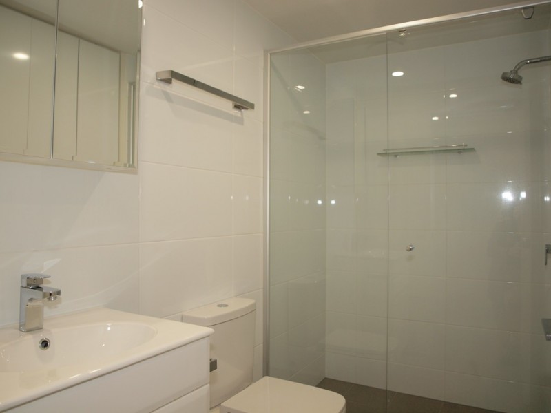 22 Lather Street, Southport QLD 4215