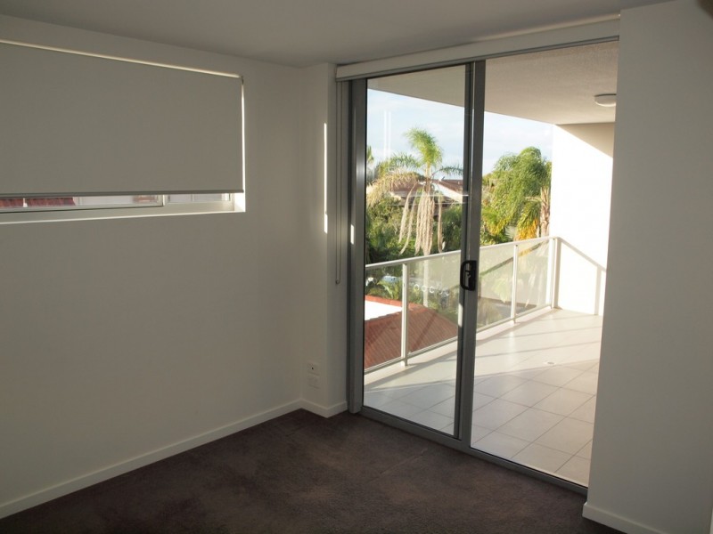 22 Lather Street, Southport QLD 4215