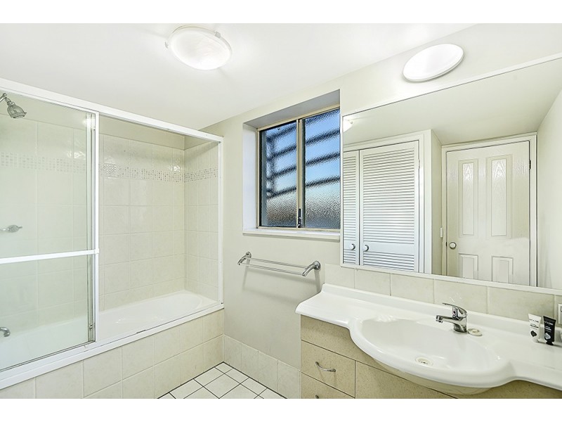 60/437 Golden Four Drive, Tugun QLD 4224