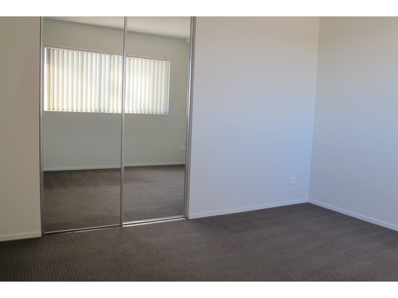 40/27 Station Road, Indooroopilly QLD 4068