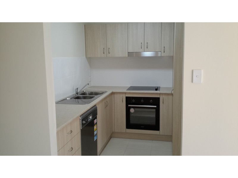 2/26 Greenpark Drive, Crestmead QLD 4132