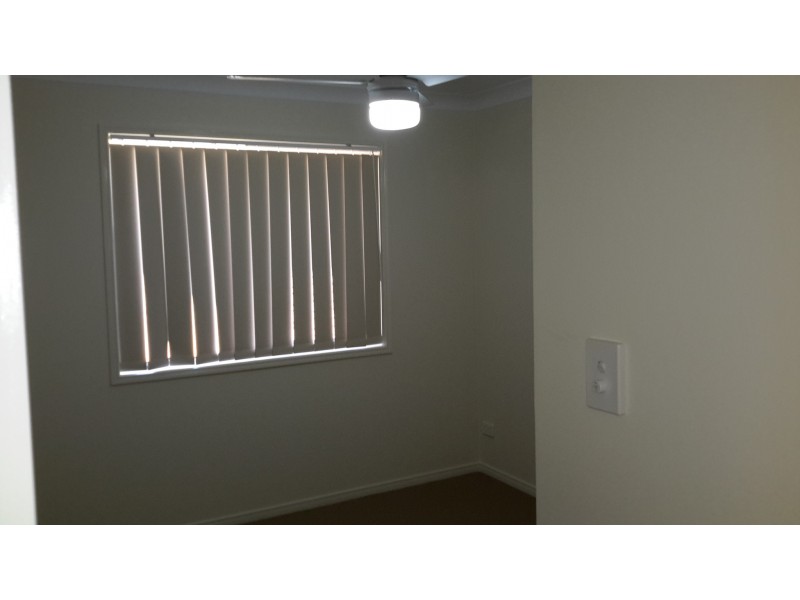 2/26 Greenpark Drive, Crestmead QLD 4132