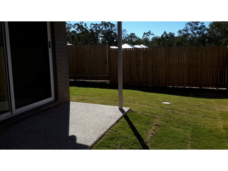 2/26 Greenpark Drive, Crestmead QLD 4132