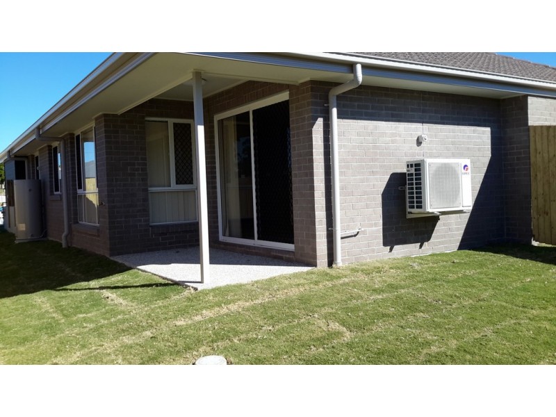 2/26 Greenpark Drive, Crestmead QLD 4132