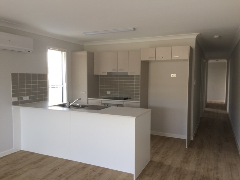 39B CLEARWATER STREET, Bethania QLD 4205