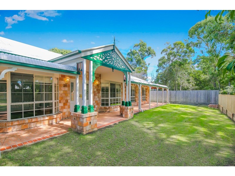 1 Casey Close, Ormiston QLD 4160