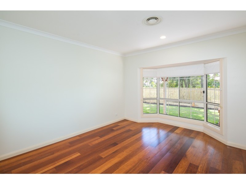 1 Casey Close, Ormiston QLD 4160