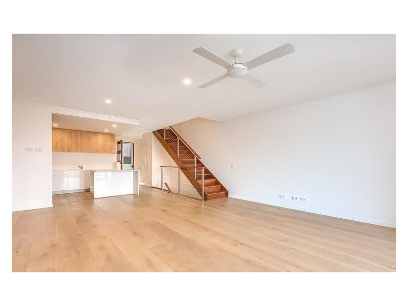 22 Brooklyn Crescent, Robina QLD 4226