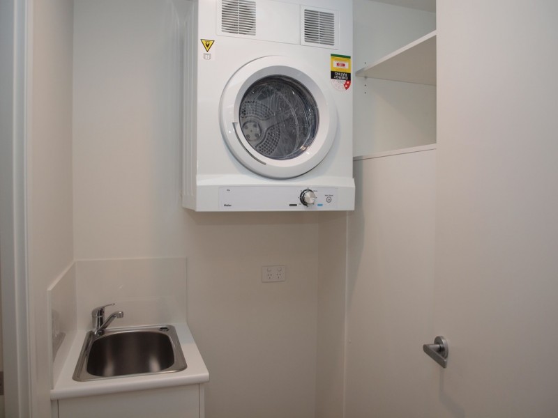 5 Chester Terrace, Southport QLD 4215