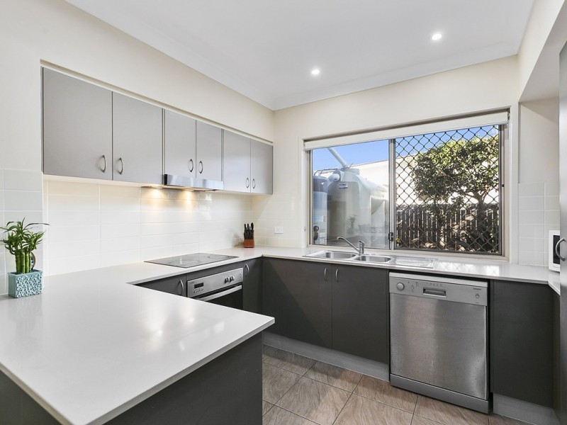 24/11 Tripcony Place, Wakerley QLD 4154