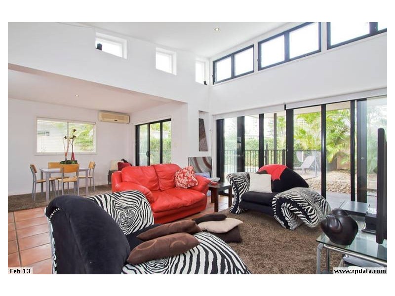 40 Brindisi Avenue, Isle Of Capri QLD 4217