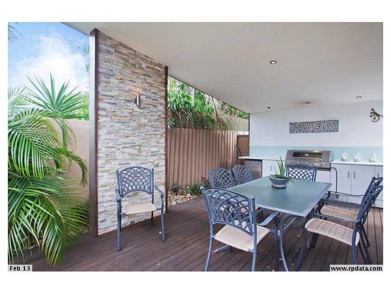 40 Brindisi Avenue, Isle Of Capri QLD 4217