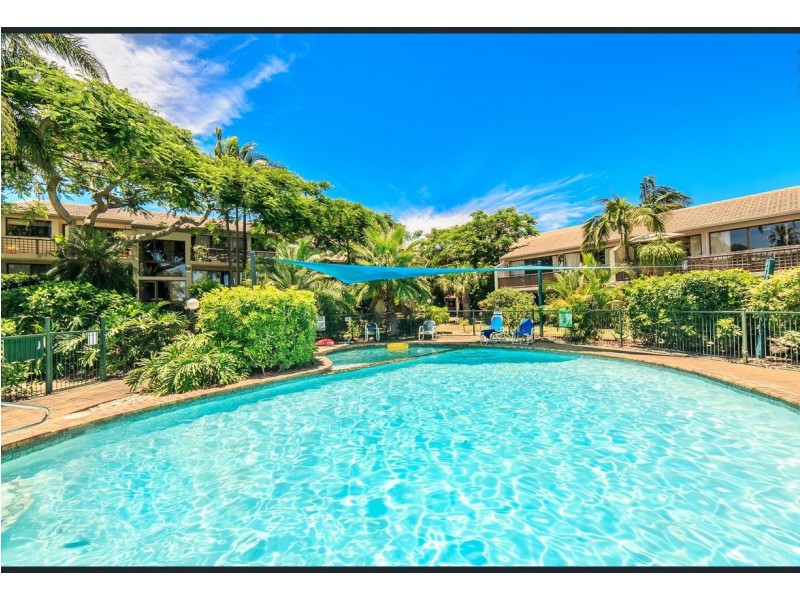 111 Markeri St, Mermaid Waters QLD 4218