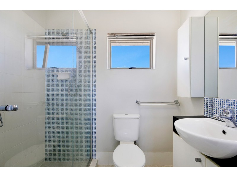 49/27 STATION ROAD, Indooroopilly QLD 4068