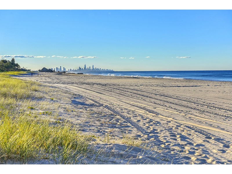 63/437 Golden four drive, Tugun QLD 4224