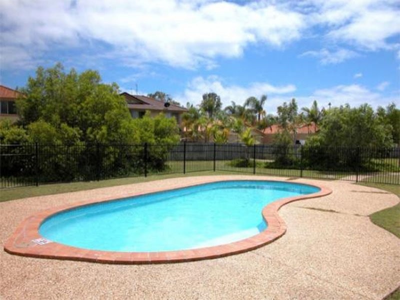 25/21 Usher Avenue, Labrador QLD 4215