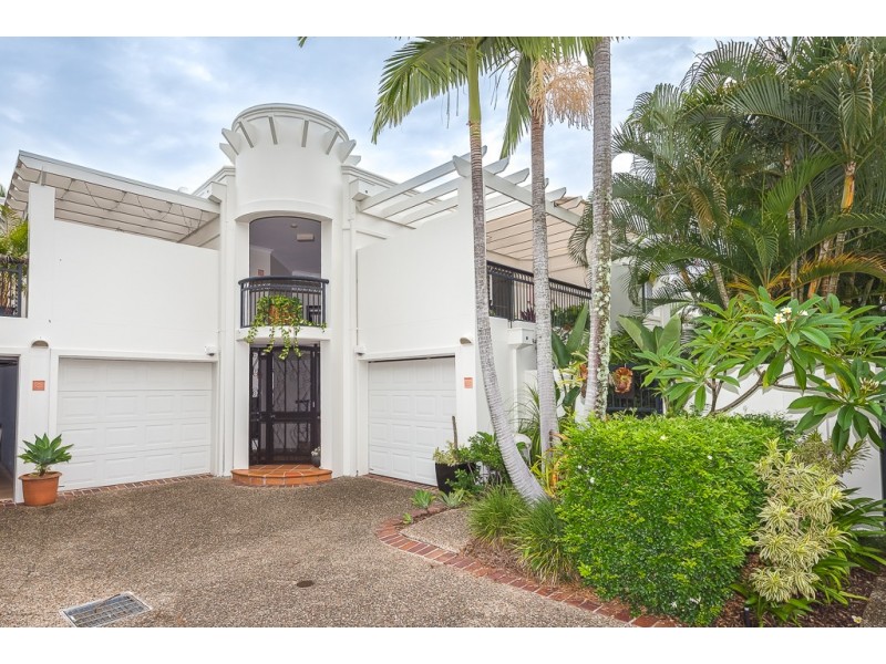 100 Cotlew St. East, Southport QLD 4215