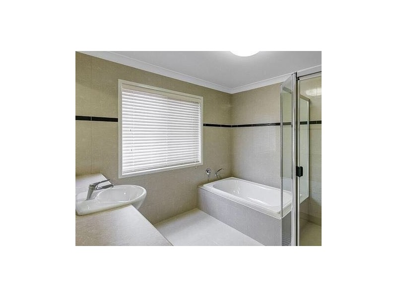 8 Liz Place, Sunnybank Hills QLD 4109