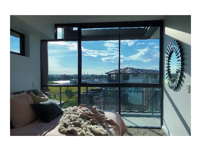 Hope Island QLD 4212