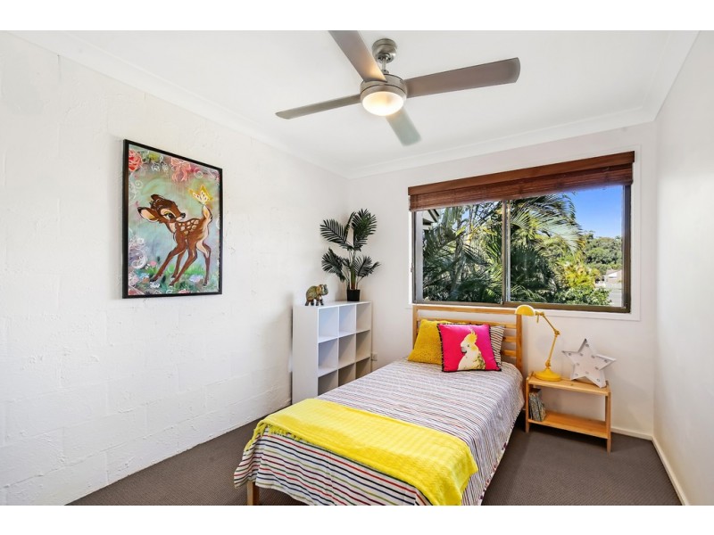 12/111 Little Usher Avenue, Labrador QLD 4215