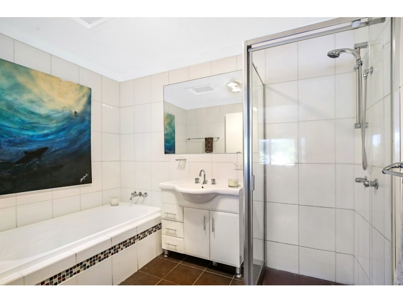 12/111 Little Usher Avenue, Labrador QLD 4215