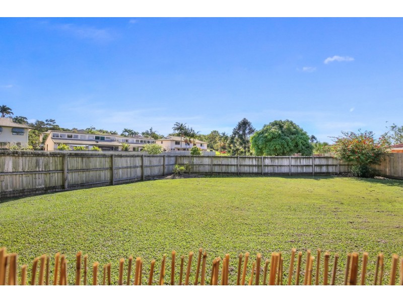12/111 Little Usher Avenue, Labrador QLD 4215
