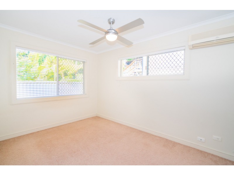 28 Dandar Drive, Southport QLD 4215