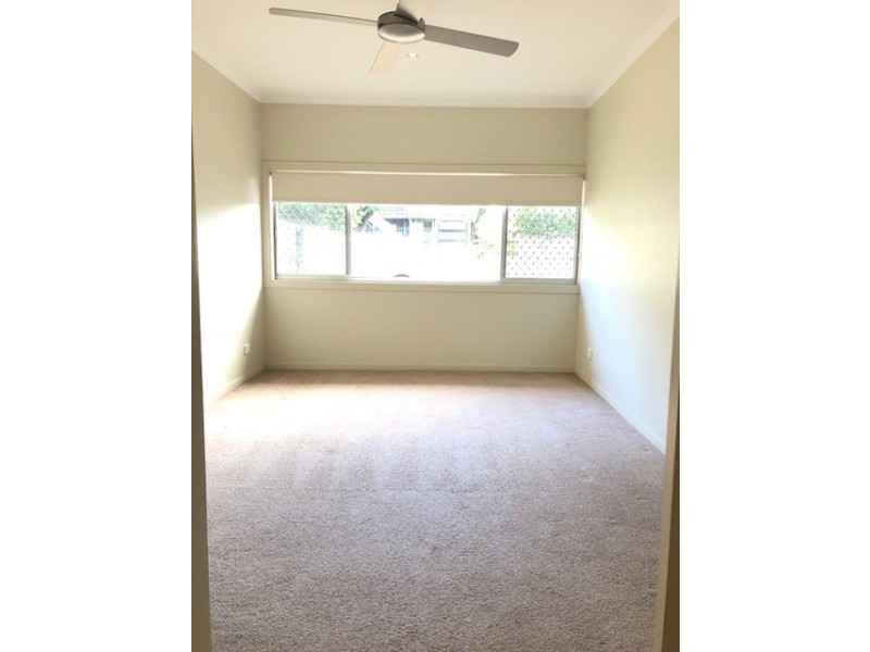 28 Dandar Drive, Southport QLD 4215