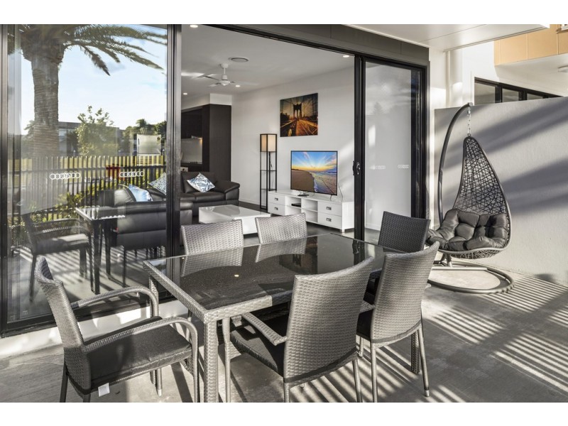 Hope Island QLD 4212