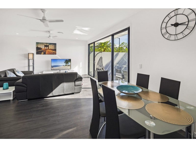 Hope Island QLD 4212