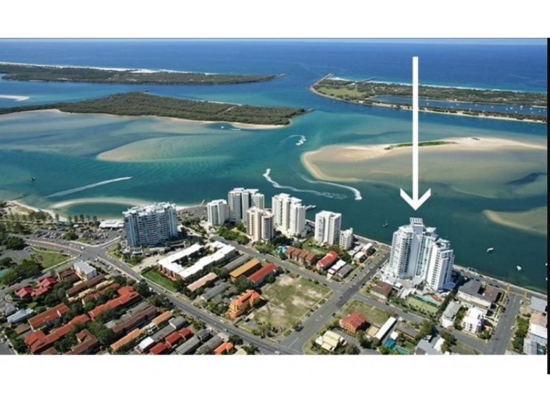 300 Marine Parade, Labrador QLD 4215