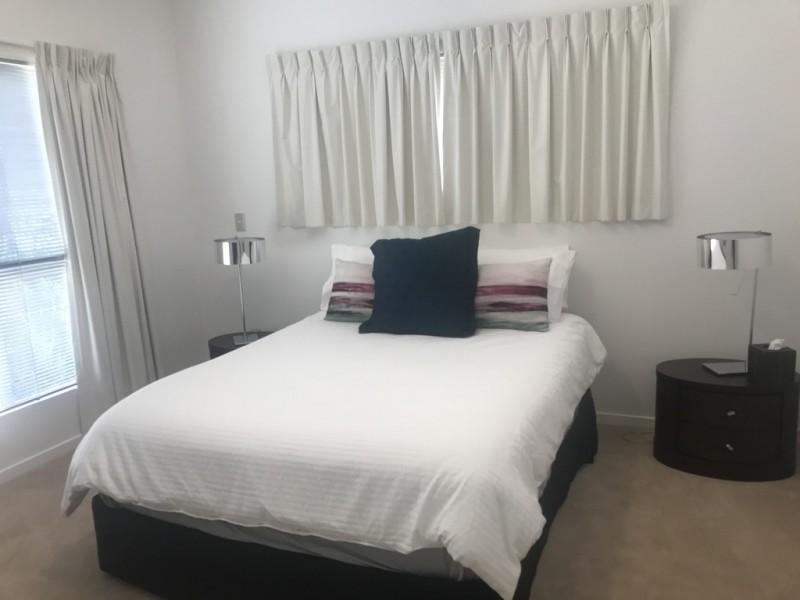 300 Marine Parade, Labrador QLD 4215
