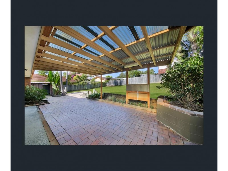 4 Numeralla Avenue, Ashmore QLD 4214