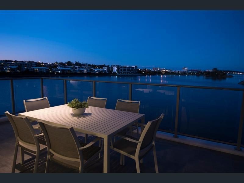 397 Christine Avenue, Varsity Lakes QLD 4227