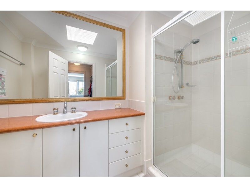 100 Cotlew St  East, Southport QLD 4215