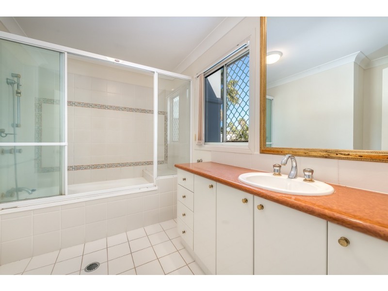 100 Cotlew St  East, Southport QLD 4215