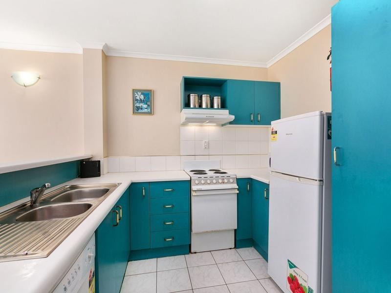 21/1-19 Poinciana St, Holloways Beach QLD 4878