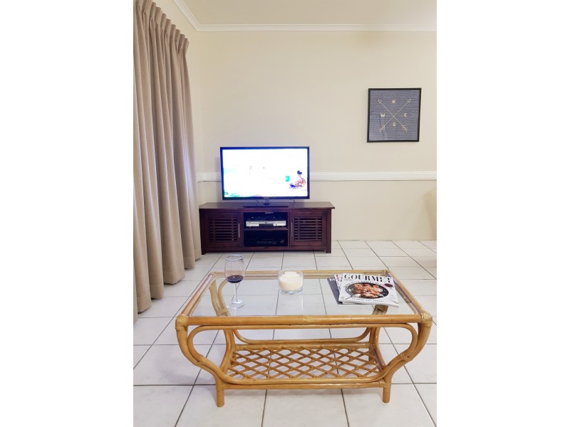21/1-19 Poinciana St, Holloways Beach QLD 4878