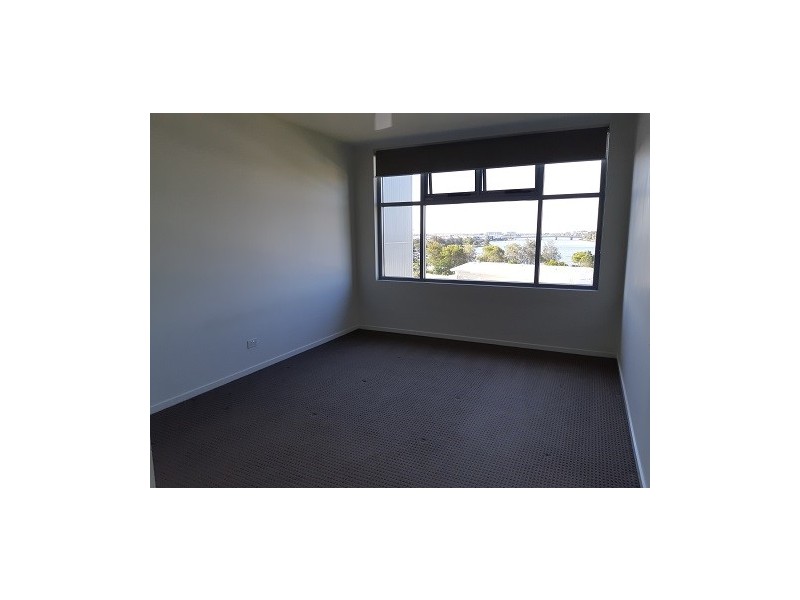 41/46 Regatta Blvd, Birtinya QLD 4575