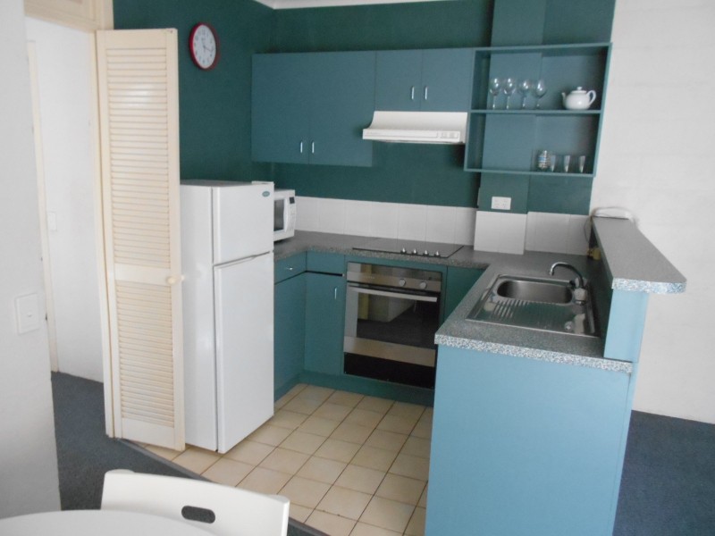 3 Whitmore St, Taringa QLD 4068