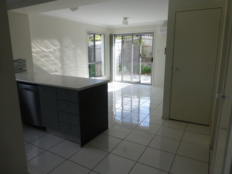 44/30 Carmarthen circuit, Pacific Pines QLD 4211