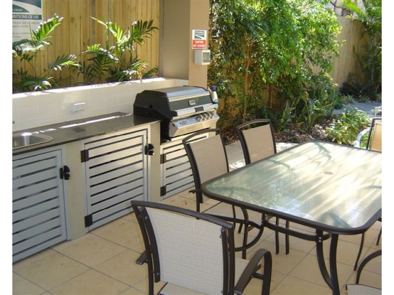 203/3-5 Thrower Drive, Currumbin QLD 4223