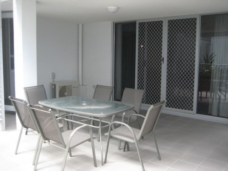 S03 8 Cordelia Street, South Brisbane QLD 4101