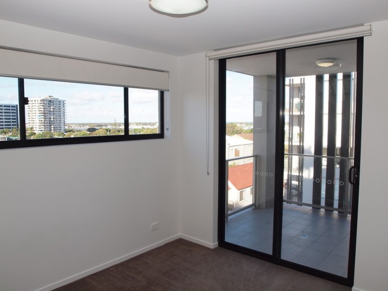 @/43 Lenneberg St, Southport QLD 4215