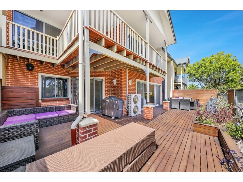 6/55 Paradise Springs Avenue, Robina QLD 4226