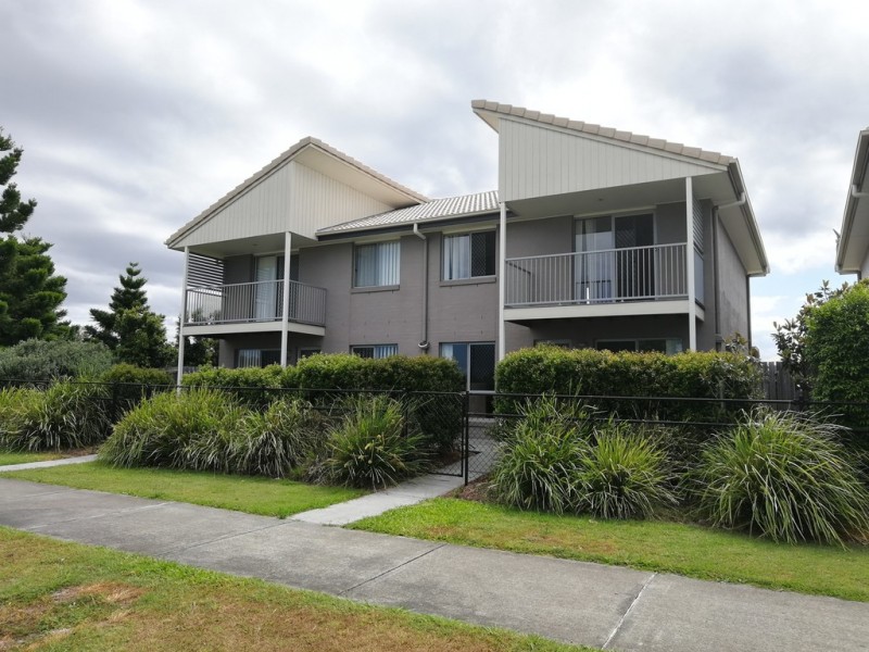 21/1 McAuley Parade, Pacific Pines QLD 4211