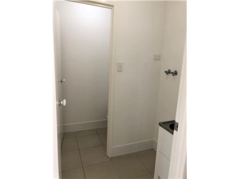 21/1 McAuley Parade, Pacific Pines QLD 4211