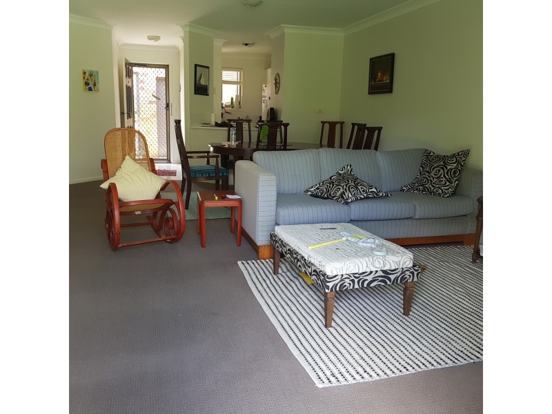 villa @ 11 Waterford Court, Bundall QLD 4217