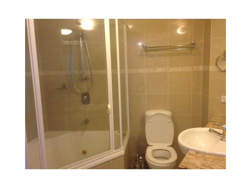 01001 540 Queen Street, Brisbane City QLD 4000